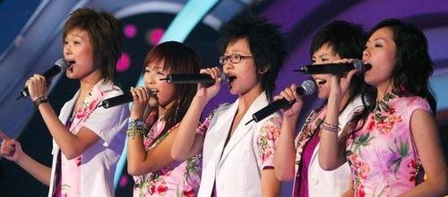 娱乐吃瓜酱女声唱的歌